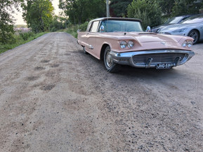 Ford Thunderbird