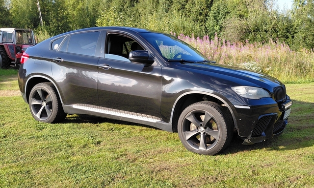 BMW X6