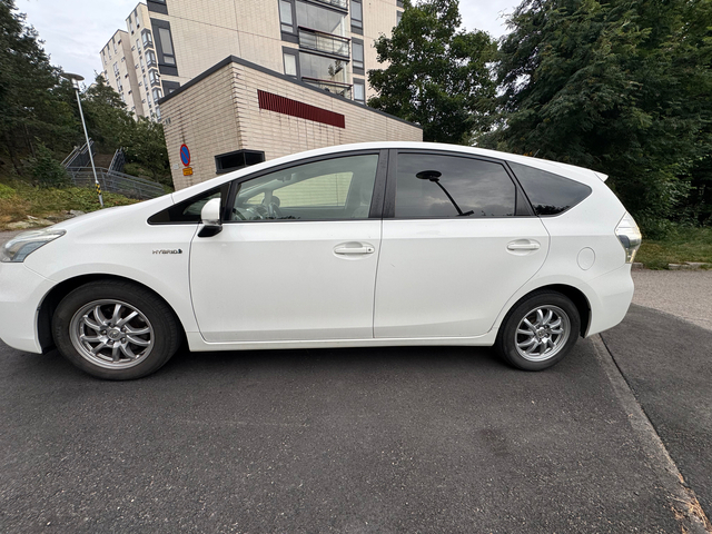 Toyota Prius+