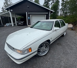 Cadillac De Ville