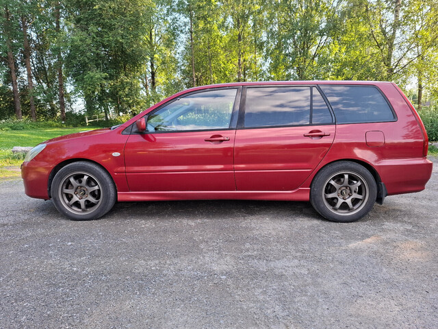 Mitsubishi Lancer