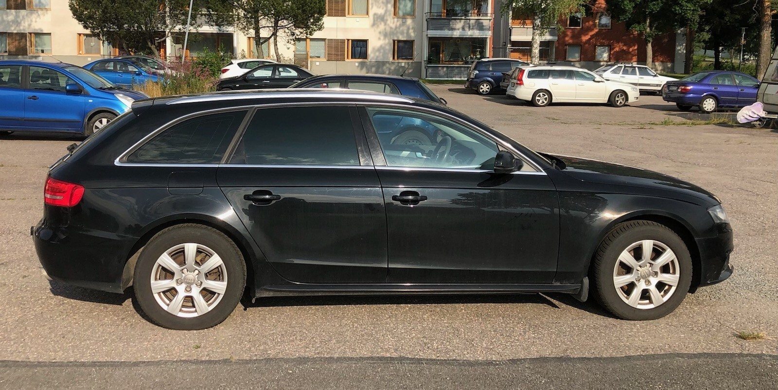 Audi A4 2011, photo 4/11