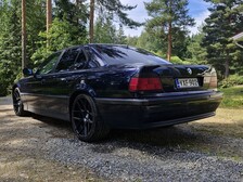 BMW 740