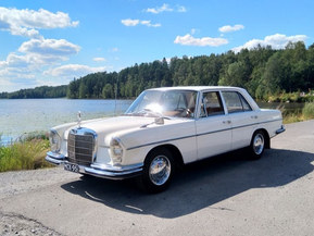 Mercedes-Benz 250