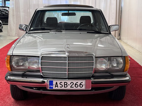 Mercedes-Benz 200