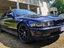 BMW 740