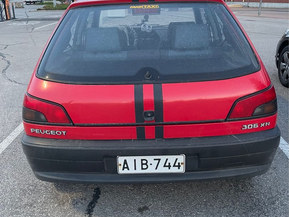 Peugeot 306