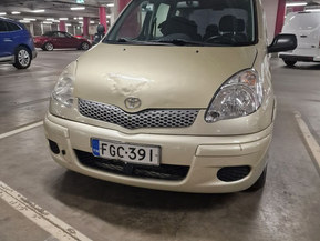 Toyota Yaris Verso