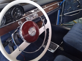 Mercedes-Benz 250