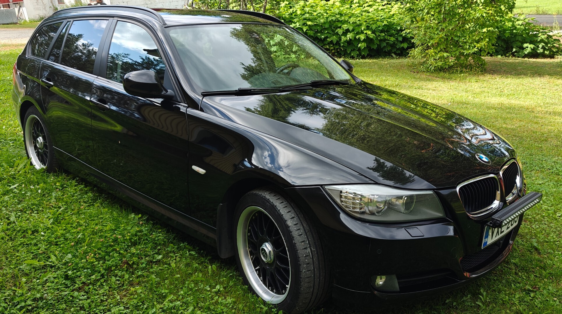 BMW 320 2010, photo 3/9