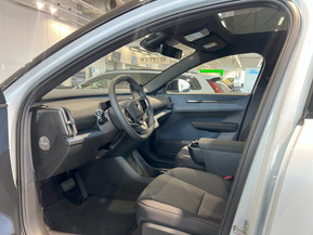 Volvo EX30 Cross Country