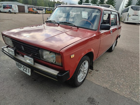 Lada 2104