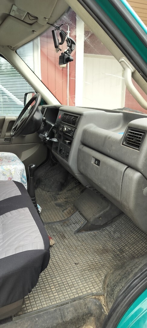 Volkswagen Transporter 2000, photo 6/10
