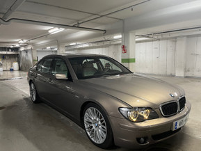 BMW 745