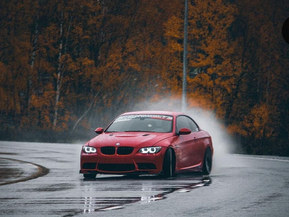 BMW 335