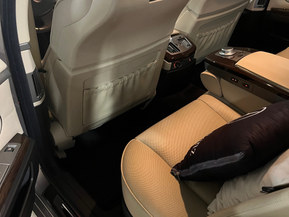 BMW 745