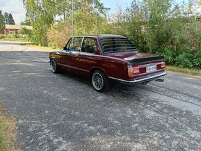 BMW 1502