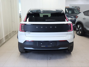 Volvo EX30 Cross Country