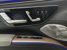 Mercedes-Benz EQS SUV