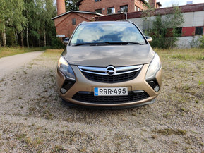 Opel Zafira Tourer