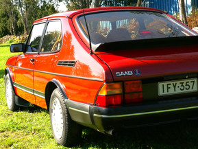 Saab 900