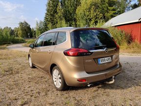 Opel Zafira Tourer