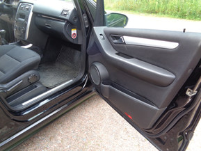 Mercedes-Benz B