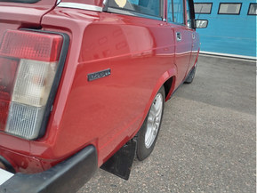 Lada 2104