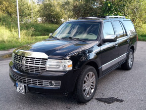 Lincoln Navigator