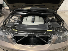 BMW 745