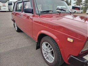 Lada 2104