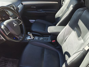 Mitsubishi Outlander PHEV