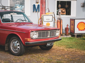 Volvo 142