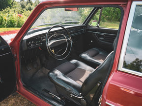 Volvo 142