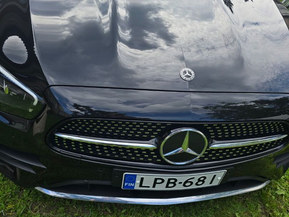 Mercedes-Benz E 300