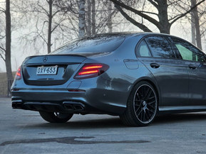 Mercedes-Benz E