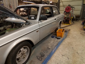 Volvo 242
