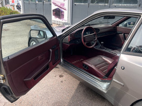 Porsche 944
