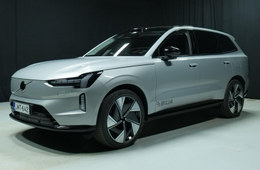 Volvo EX90