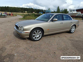 Jaguar XJ8