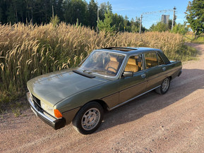 Peugeot 604