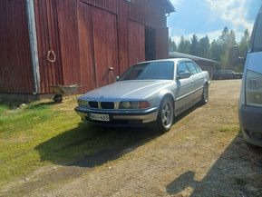 BMW 735