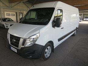 Nissan NV400