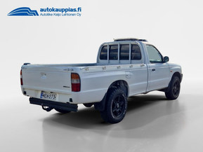 Mazda B2500