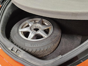 Volkswagen New Beetle