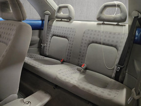 Volkswagen New Beetle