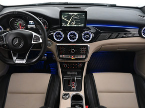 Mercedes-Benz CLA 45 AMG