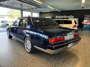 Toyota Century