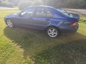 Mercedes-Benz C 200