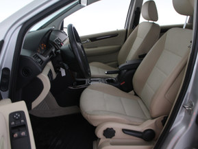 Mercedes-Benz A